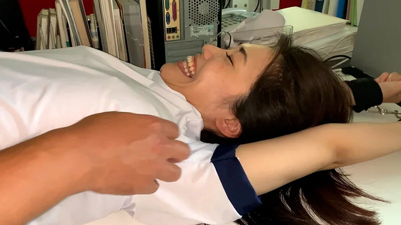 くすぐり 腋 脇 拘束 体操服 ブルマ みなみ